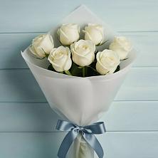Букет 7 Белых роз Эдлесс Лав в Гражданском
