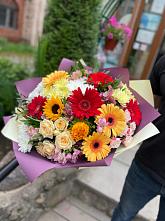 Букет цветов из:  Герберы, Ромашки, Хризантемы, Розы и Подсолнухи #REPLACE_PRED# Гражданском