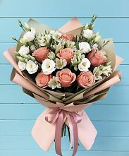 Букет цветов из:  Розы, Альстромерии и Лизиантусы в Гражданском
