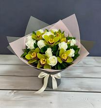 Букет цветов из:  Орхидеи и Розы #REPLACE_PRED# Гражданском