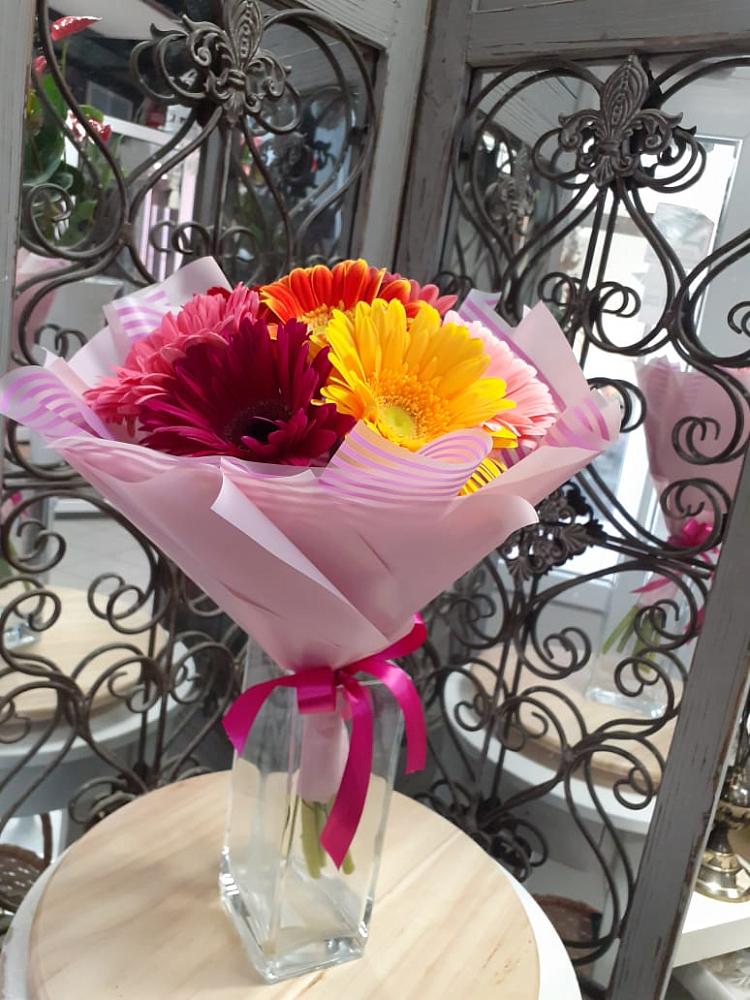 Букет цветов из: Герберы в Гражданском