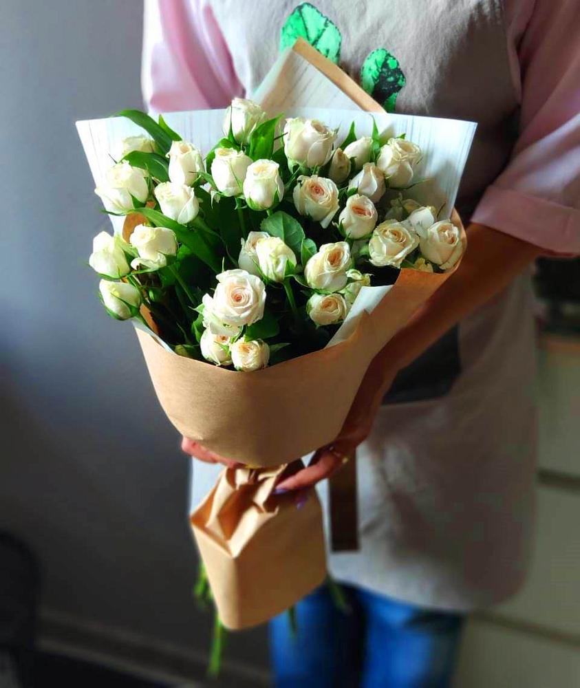 Букет цветов из: Розы в Гражданском