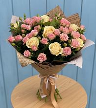 Букет цветов из:  Розы в Гражданском