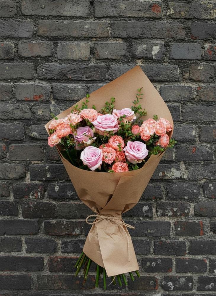 Букет цветов из: Розы в Гражданском