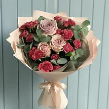 Букет цветов из:  Гвоздики и Розы в Гражданском