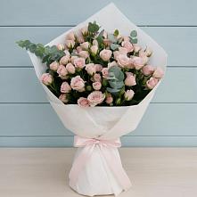 Букет цветов из:  Розы в Гражданском