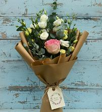 Букет цветов из:  Розы и Лизиантусы в Гражданском