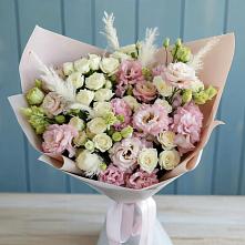 Букет цветов из:  Альстромерии и Розы в Гражданском